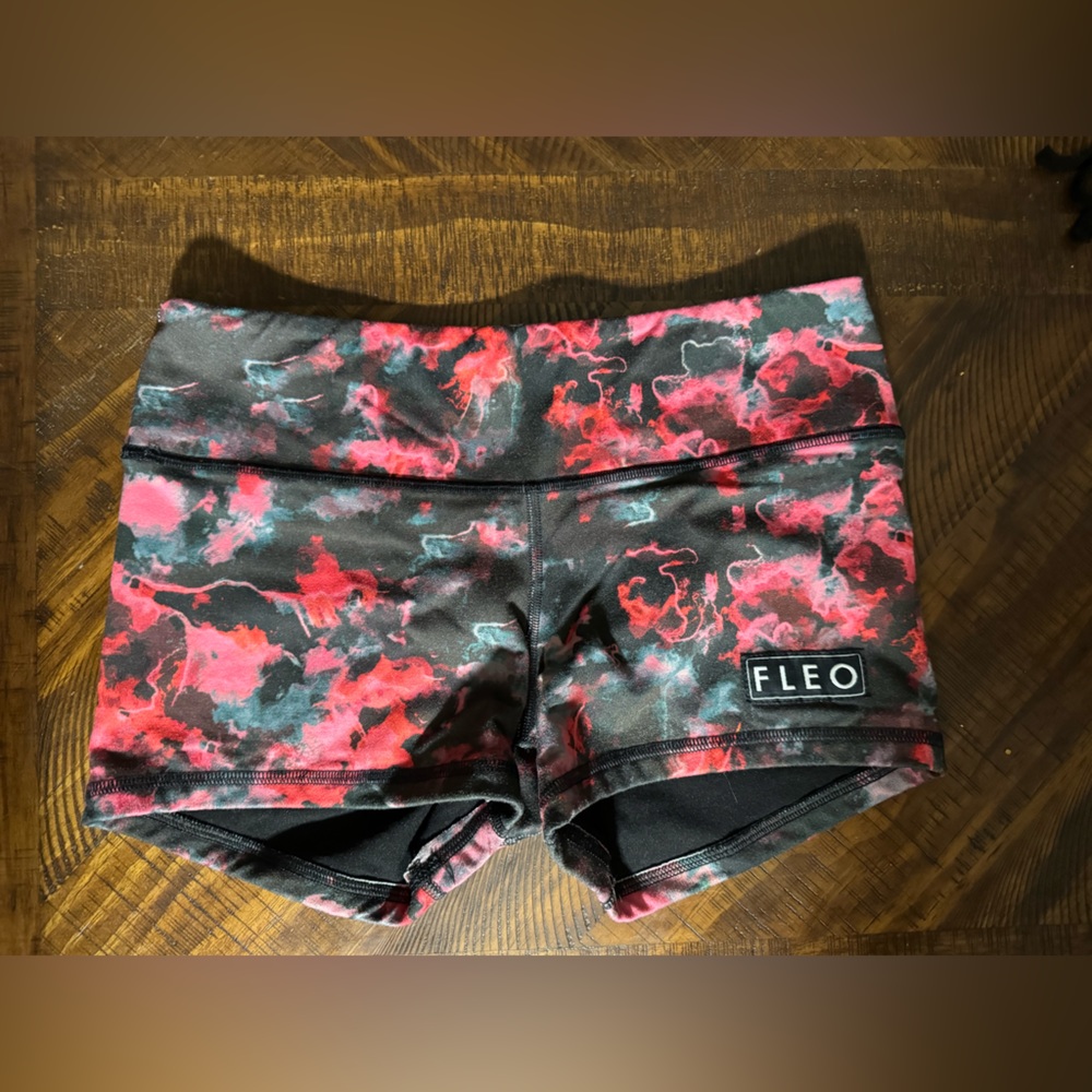 Fleo soandex workout shorts